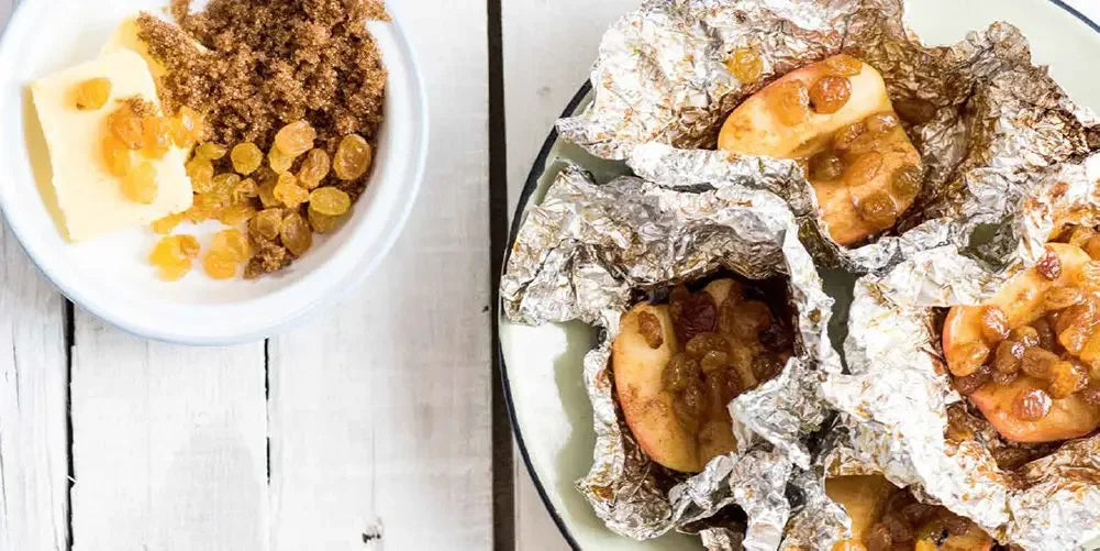 Spicy Baked Apples with Rum Raisins Recipe